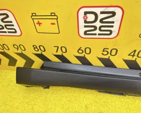 Накладка на порог Toyota