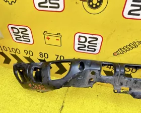 Крепление бампера Toyota