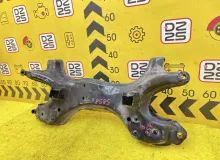 Балка под двс TOYOTA ESQUIRE 2015 5120128241 ZRR85G 3ZRFAE, передняя