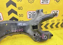 Балка под двс TOYOTA ESQUIRE 2015 5120128241 ZRR85G 3ZRFAE, передняя