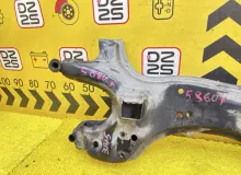 Балка под двс TOYOTA ESQUIRE 2015 5120128241 ZRR85G 3ZRFAE, передняя
