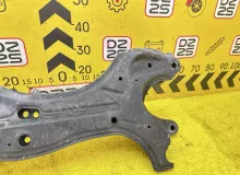 Балка под двс TOYOTA ESQUIRE 2015 5120128241 ZRR85G 3ZRFAE, передняя
