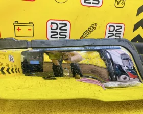 Бампер Toyota