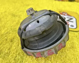 Подушка двигателя Mercedes-Benz