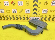 Корпус воздушного фильтра NISSAN SAFARI 1996 1650006J00 VRY60 TD42, передний