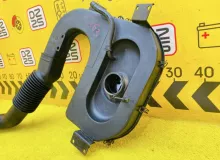 Корпус воздушного фильтра NISSAN SAFARI 1996 1650006J00 VRY60 TD42, передний