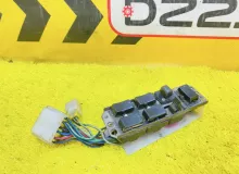 Блок управления стеклоподъемниками NISSAN SAFARI 1996 2540101J01 VRY60 TD42, передний правый