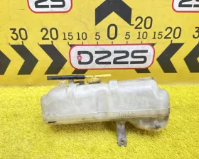 Бачок расширительный Nissan