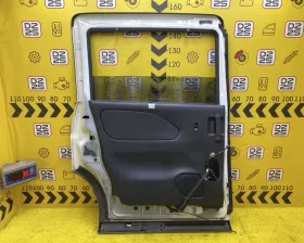 Дверь боковая Nissan
