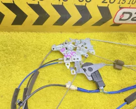 Замок двери Toyota