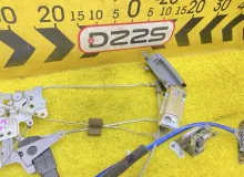Замок двери TOYOTA HIACE 2007 6913026010 KDH205V 2KDFTV, задний правый