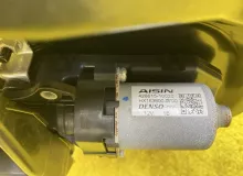 Доводчик двери NISSAN SERENA 2018 979315TA0A HFC27 HR12DE, задний левый