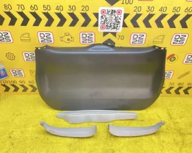 Обшивка двери багажника Toyota
