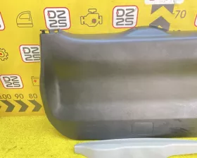 Обшивка двери багажника Toyota