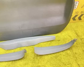 Обшивка двери багажника Toyota