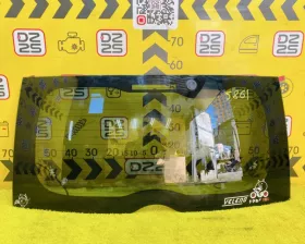 Стекло двери багажника Toyota
