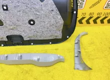 Обшивка двери багажника TOYOTA ESQUIRE 2015 6775028160 ZRR85G 3ZRFAE, задняя