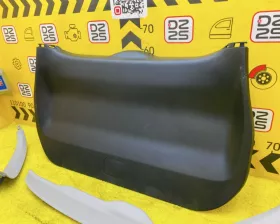 Обшивка двери багажника Toyota