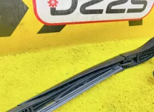 Дворник 5-й двери TOYOTA ESQUIRE 2015 8524128140 ZRR85G 3ZRFAE, задний