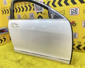 Дверь боковая Mercedes-Benz