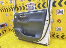 Дверь боковая TOYOTA ESQUIRE 2015 6700128250 ZRR85G 3ZRFAE, передняя правая