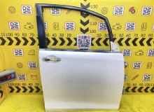 Дверь боковая TOYOTA ESQUIRE 2015 6700128250 ZRR85G 3ZRFAE, передняя правая