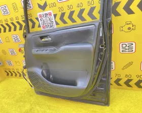 Дверь боковая Toyota