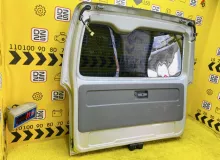 Дверь 5я TOYOTA HIACE 2006 6700526F90 KDH205V 2KDFTV, задняя