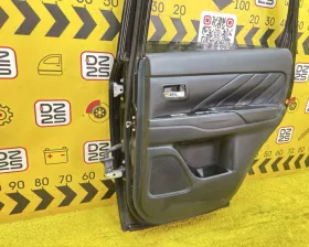 Дверь боковая Mitsubishi
