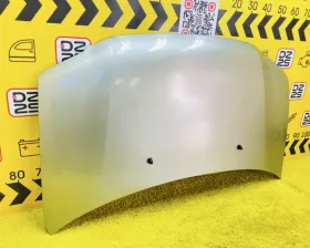 Капот Toyota