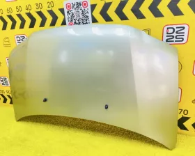 Капот Toyota