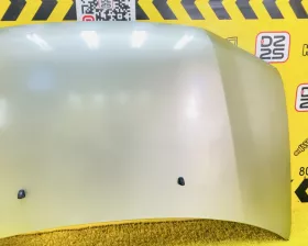 Капот Toyota