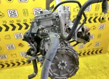 Двигатель TOYOTA VOXY 2014 1900037470 ZWR80G 2ZRFXE, передний