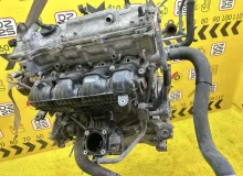 Двигатель TOYOTA VOXY 2014 1900037470 ZWR80G 2ZRFXE, передний