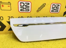 Накладка на дверь багажника TOYOTA ESQUIRE 2015 ZRR85G 3ZRFAE, задняя