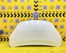 Капот Nissan