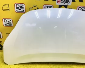 Капот Nissan