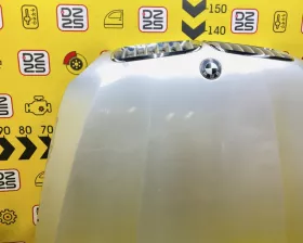 Капот BMW