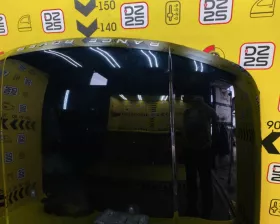 Капот Land Rover