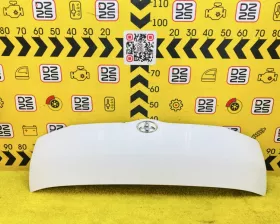 Капот Toyota