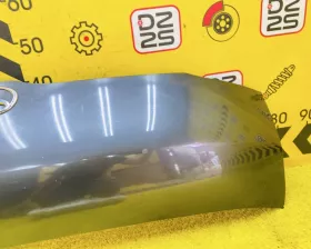 Капот Toyota