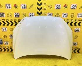Капот Toyota