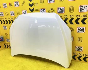 Капот Toyota