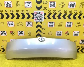 Капот Toyota