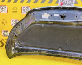 Капот Toyota