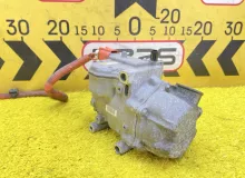 Компрессор кондиционера TOYOTA COROLLA FIELDER 2015 8837012011 NKE165G 1NZFXE, передний
