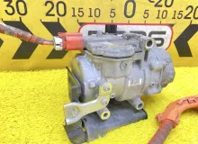 Компрессор кондиционера TOYOTA VOXY 2014 8837028030 ZWR80G 2ZRFXE, передний