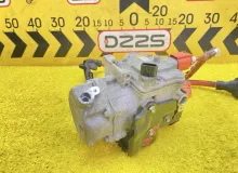 Компрессор кондиционера TOYOTA VOXY 2014 8837028030 ZWR80G 2ZRFXE, передний