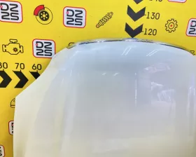 Капот Toyota