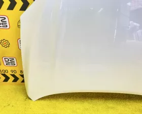 Капот Toyota